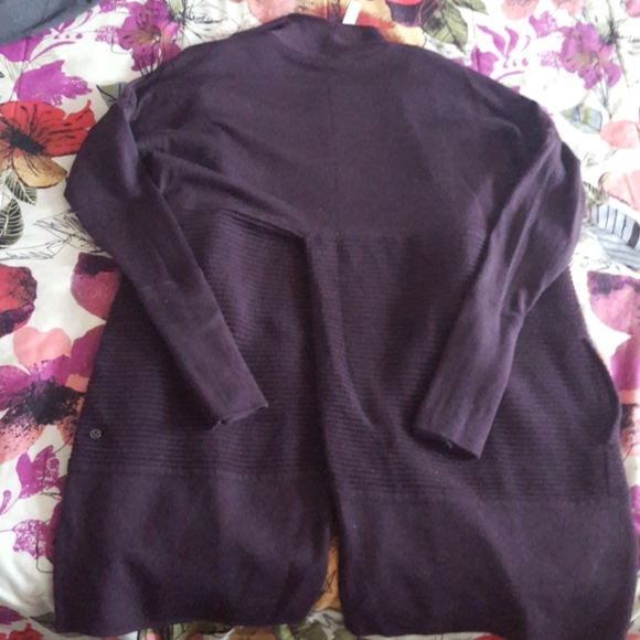 Lululemon Sit In Lotus Wrap II - Picture 7 of 9